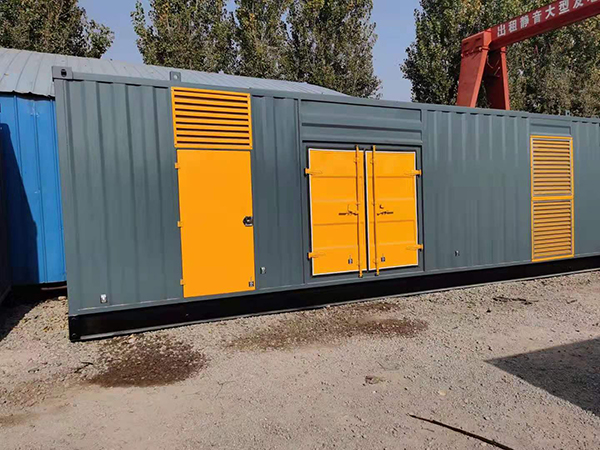 察哈尔右翼后300kw 柴油发电机组用多大的空气开关？