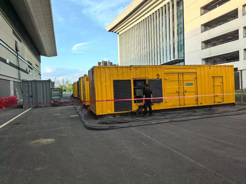 察哈尔右翼后柴油发电机冬季保养注意事项?