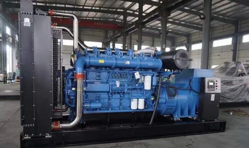 察哈尔右翼后800kW 柴油发电机的输出电流是恒定的吗？